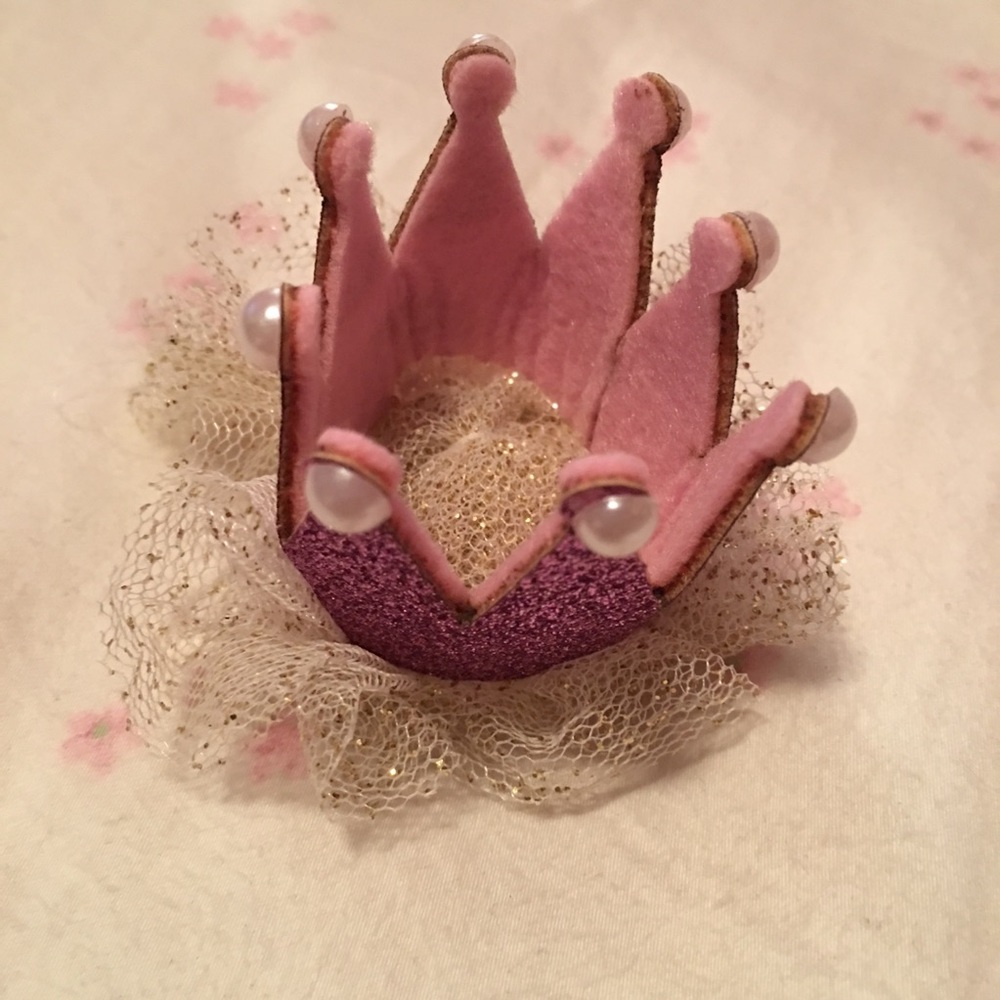 Pink Mini Crown hair clip